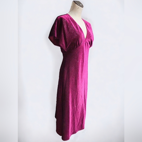NWT Taylor Magenta Velvet Midi Dress – Women’s Size 2 - Picture 2 of 3